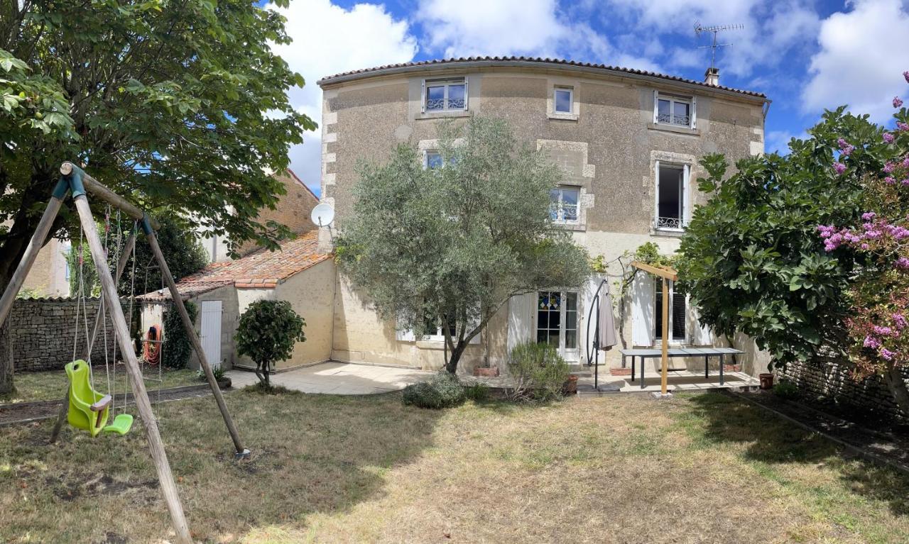 Maison De Vacances Familiale Au Coeur Du Marais Poitevin Villa Maillezais Eksteriør bilde